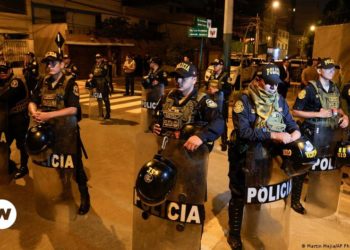 Peru police raid president’s home looking for Rolex watches
