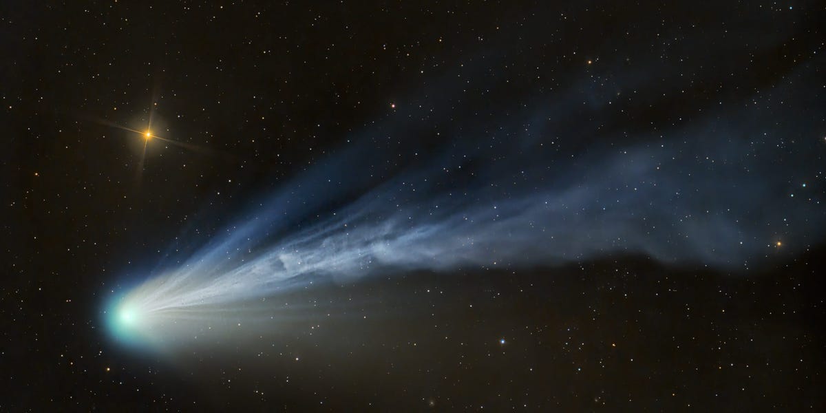 A Rare ‘Devil Comet’ Will Appear During The 2024 Total Solar Eclipse ...