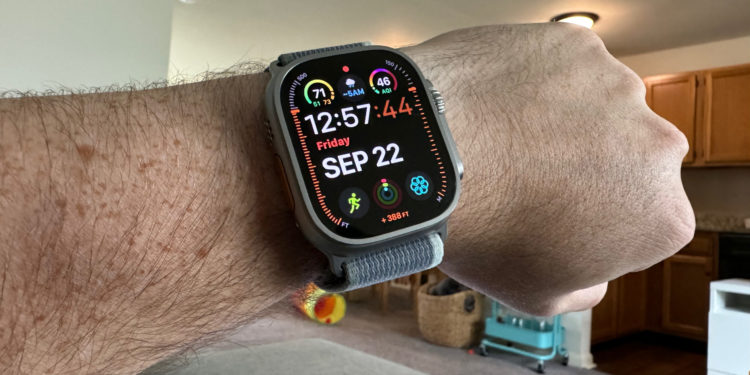 How to fix the Apple Watch ghost touch issue that’s driving people ...
