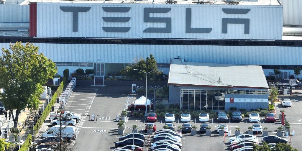 Some Tesla employees worry that layoffs are coming DNyuz