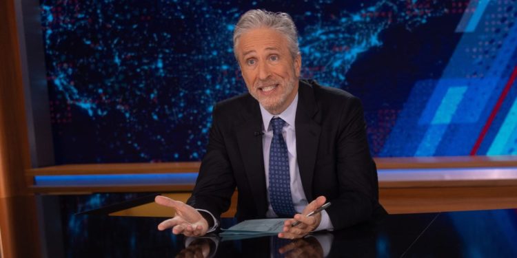 SOMEBODY HAD TO SAY IT! Biden is so old he shouldn’t be president, says Jon Stewart 🚨