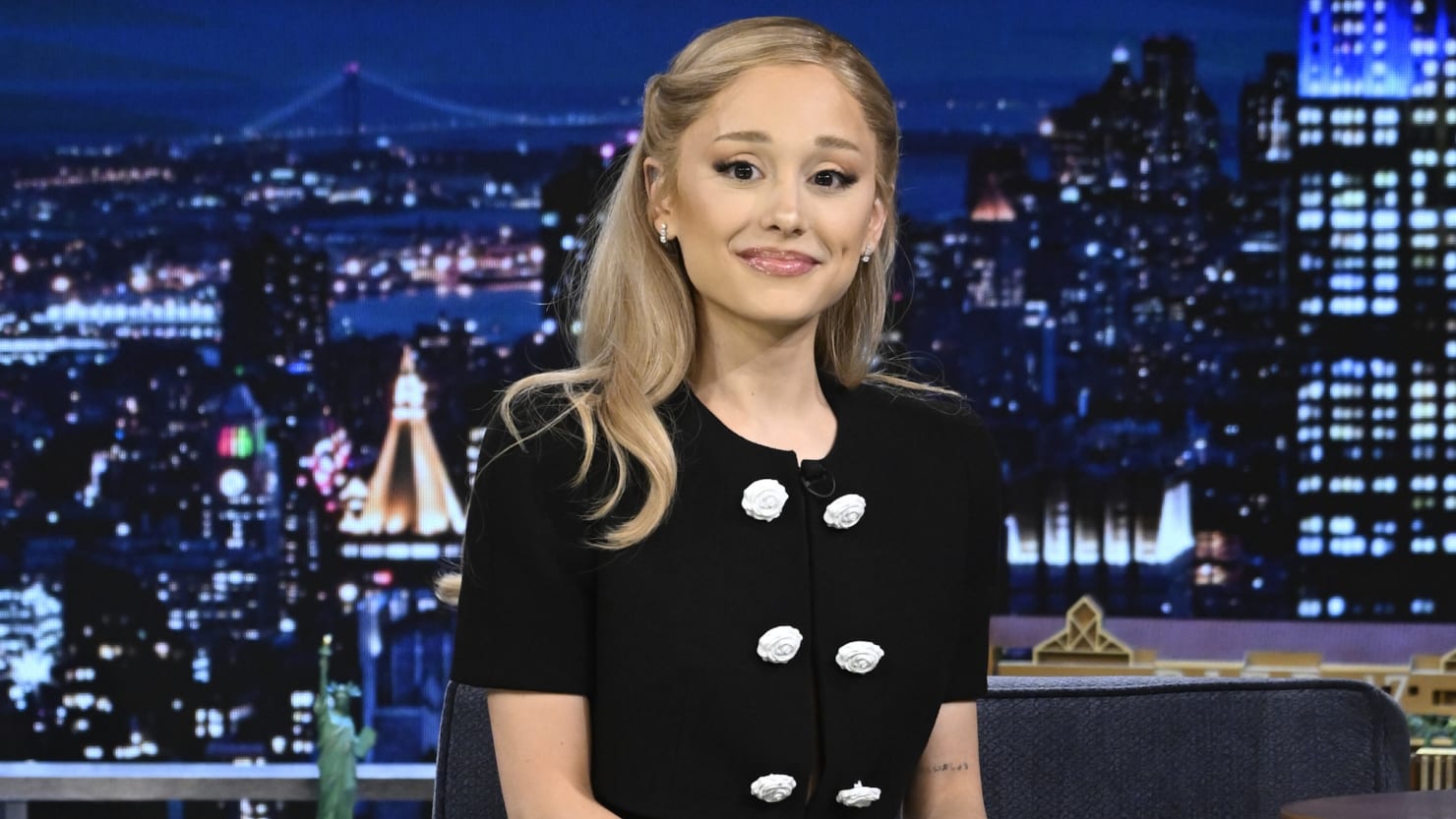 Ariana Grande Breaks Silence On ‘devastating Nickelodeon Allegations Dnyuz 9993