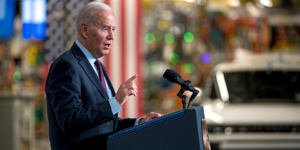 Biden’s second attempt at broader studentloan could now