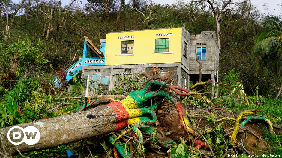 Hurricane Beryl strikes Jamaica with widespread destruction DNyuz