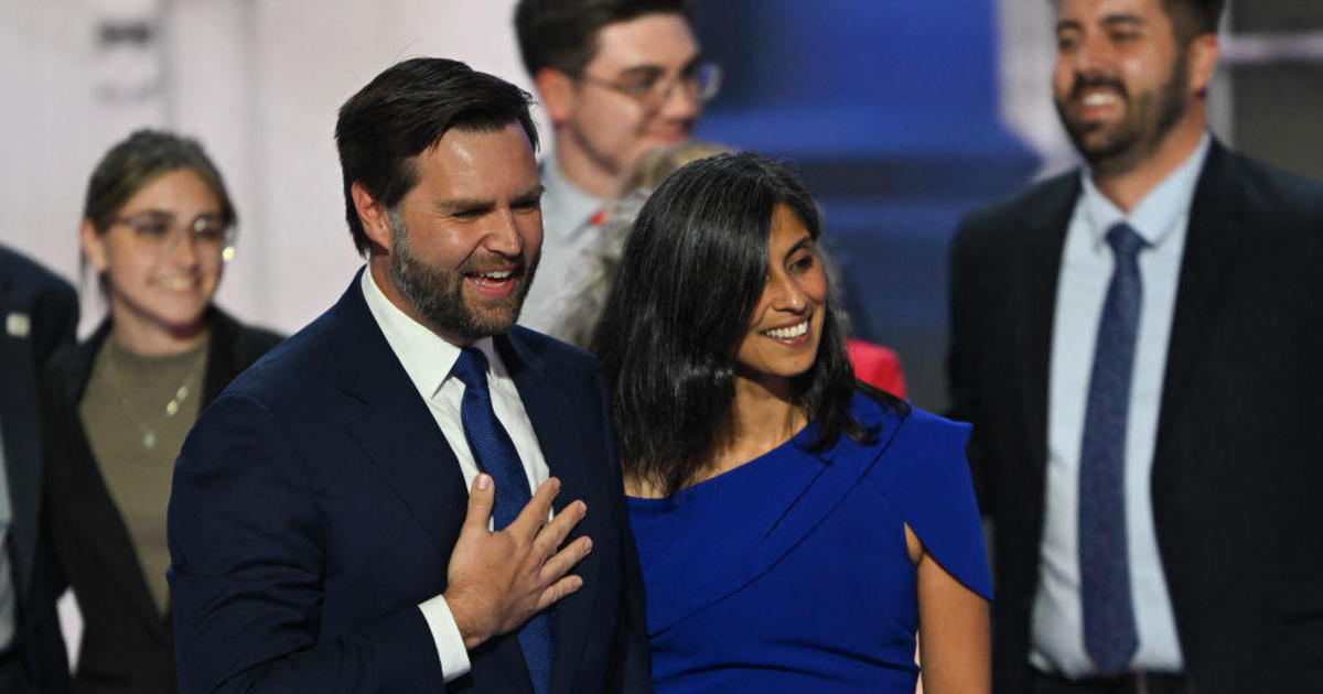 Usha Vance introduces husband JD Vance at RNC, recalls their meeting at ...