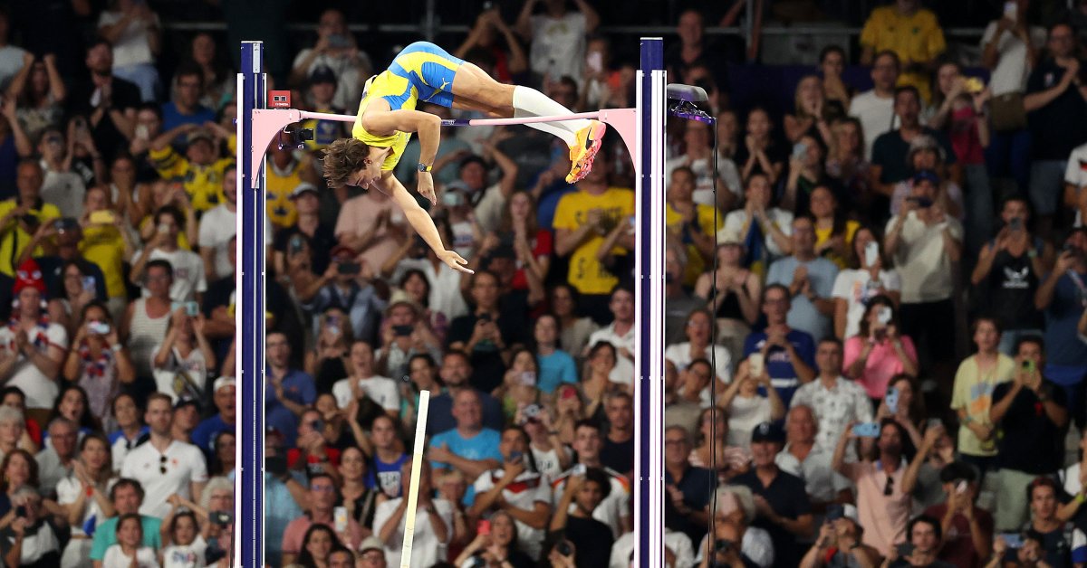 How Mondo Duplantis Electrified the Paris Olympics DNyuz