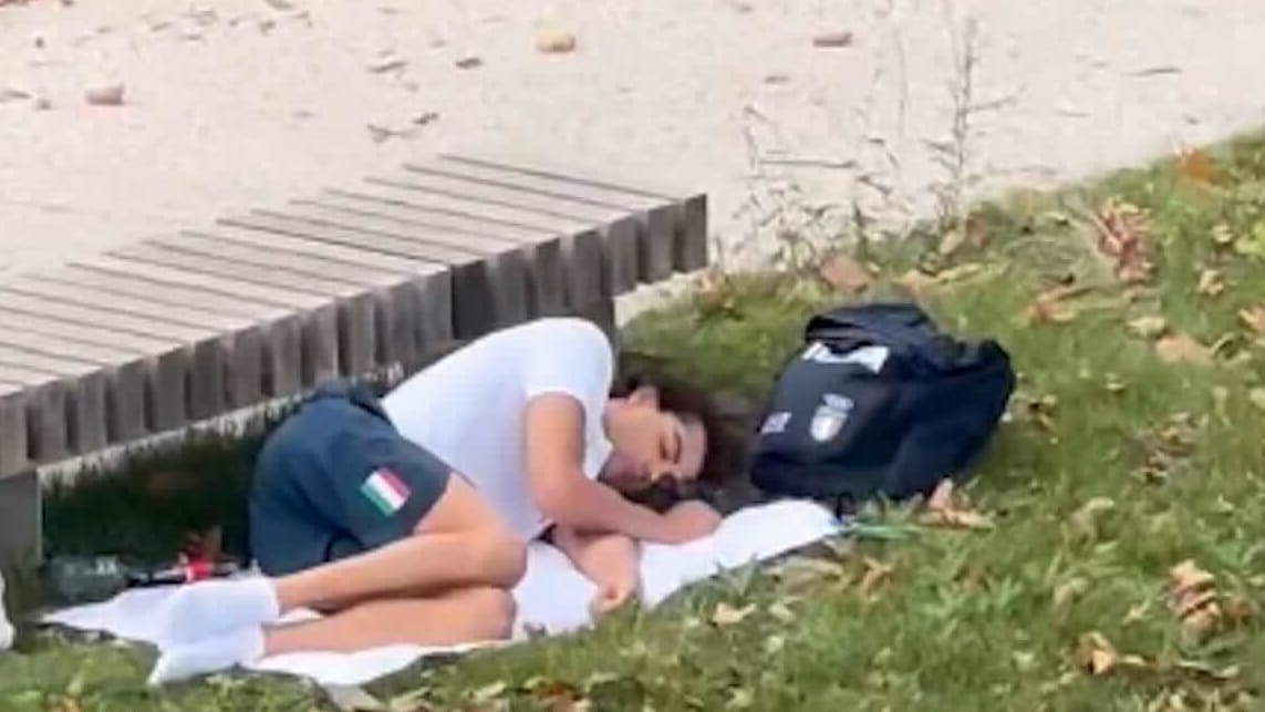 Swimmer Who ‘Couldn’t Sleep’ in Olympic Village Caught Napping in Paris