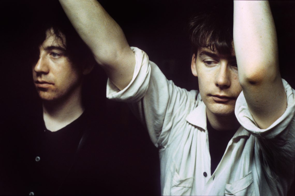 10 Shoegaze Songs You Should Know to Impress Strangers