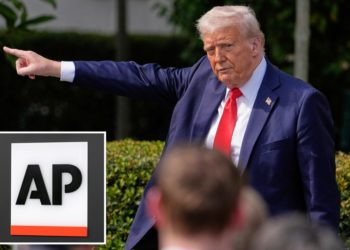 AP claims it was again ‘blocked’ from Trump’s Oval Office amid court order to restore access