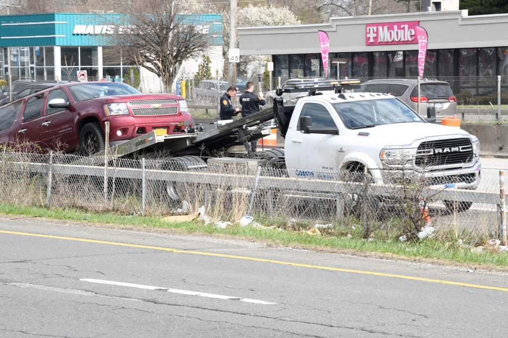 Tuesday April 15, 2025
Bay Shore, Long Island, NY
Fatal pedestrian
Westbound Sunrise Highway at the Bay Shore Mall.