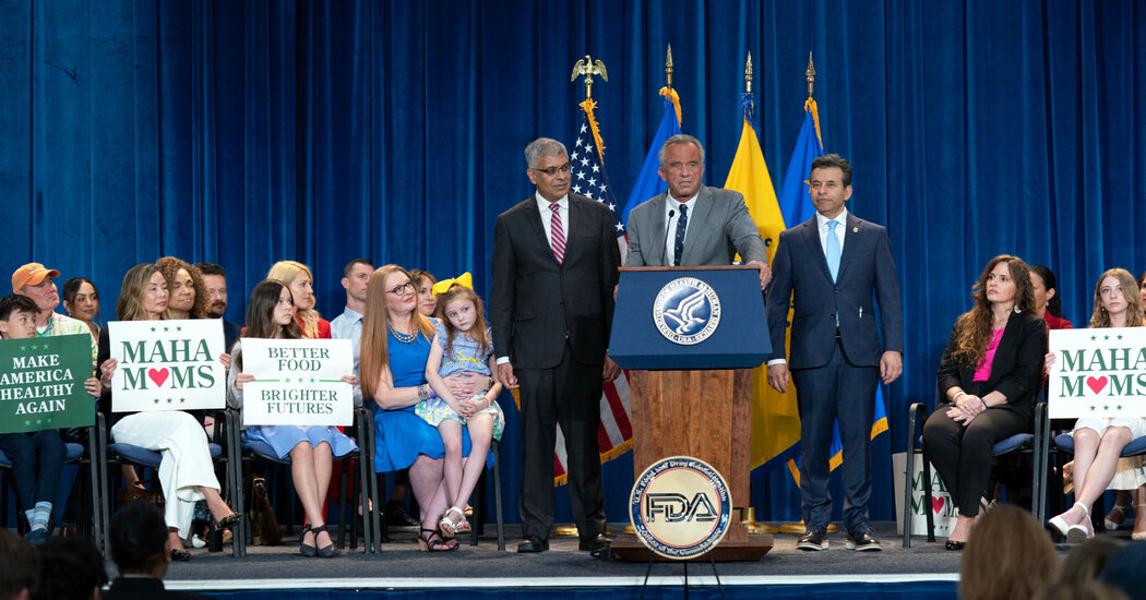 Kennedy Declares ‘Sugar Is Poison’ While Announcing Ban on Food Dyes