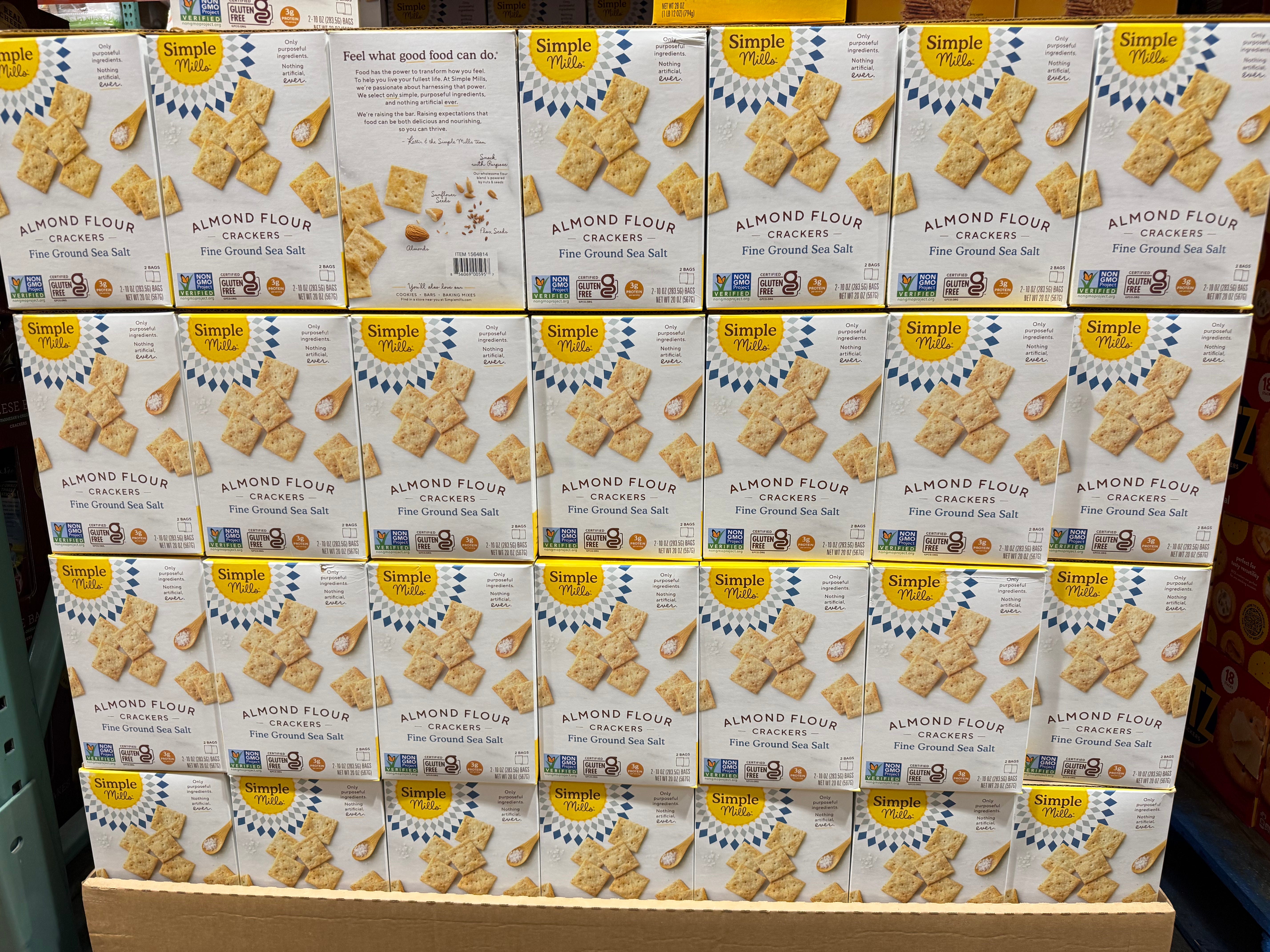 Simple Mills almond flour crackers.