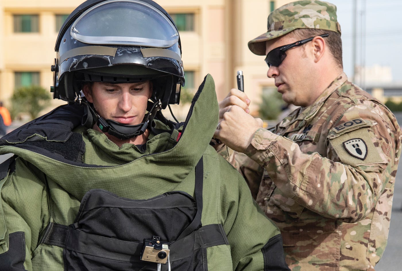 Army explosive ordnance disposal EOD