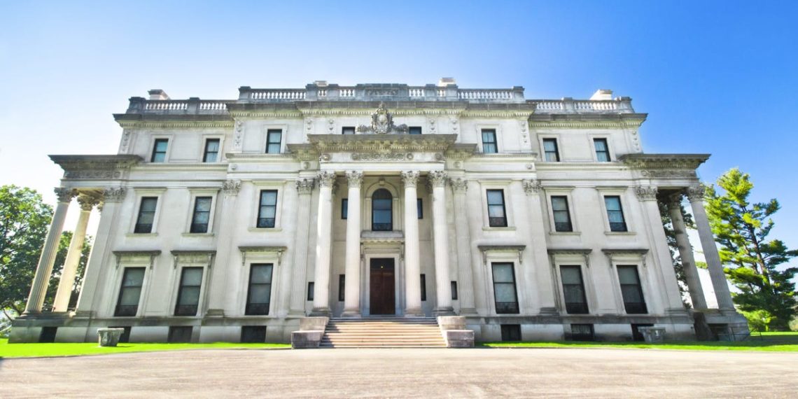 Take a look inside a historic 54-room Gilded Age mansion that belonged to one of America’s richest families