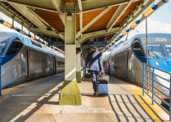 I traveled first class on an Amtrak Acela train and thought the perks were cool — but not worth the $270 price tag