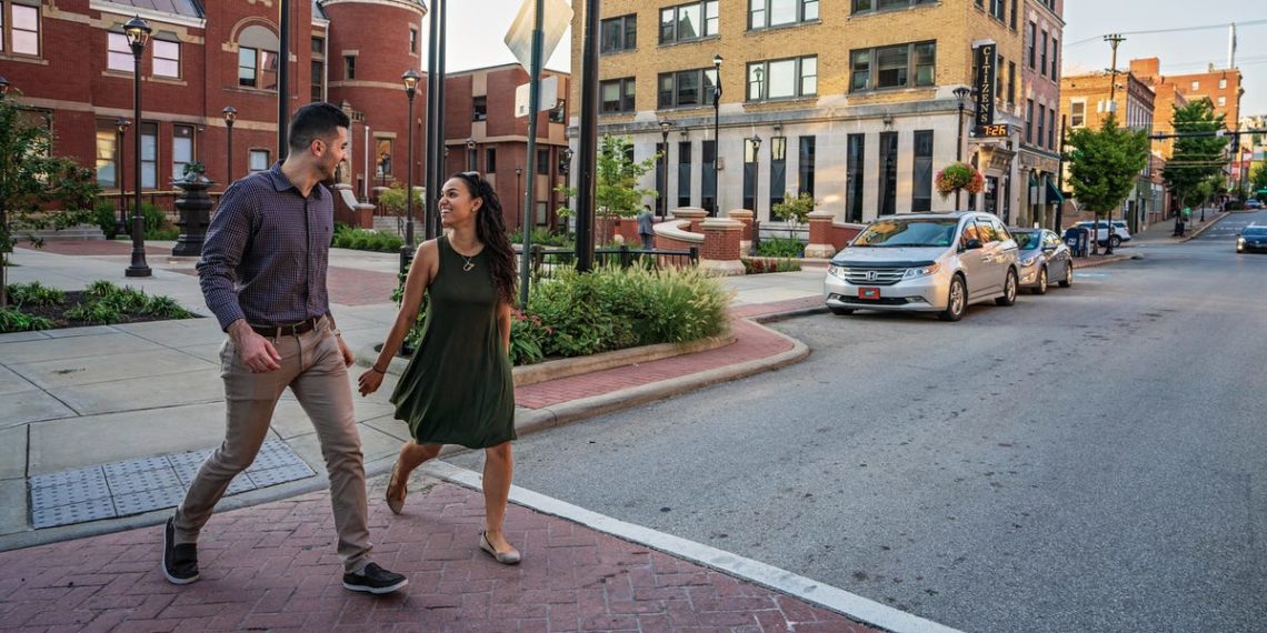 21 cities and towns across the US that offer cash and other perks to people who move there