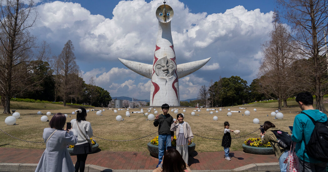 At World Expo, Japan Recalls a Faded Dynamism