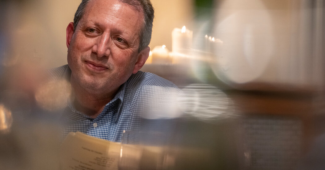 Brad Lander’s 2 Goals in N.Y.C. Mayor’s Race: Beat Cuomo and Win