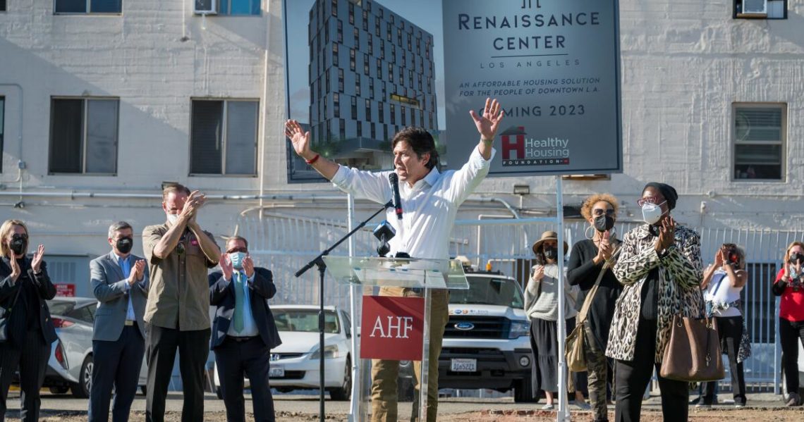 Former L.A. Councilmember Kevin de León faces ethics fine for voting on issues in which he had a financial stake