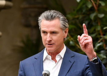 Gavin Newsom Wants California Oil Refineries to Stay Open After ‘Demonizing’ Industry