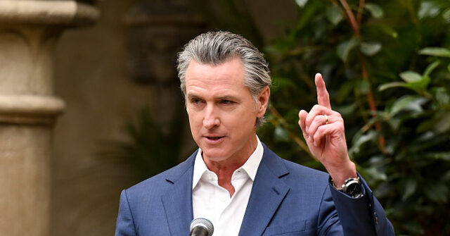 Gavin Newsom Wants California Oil Refineries to Stay Open After ‘Demonizing’ Industry