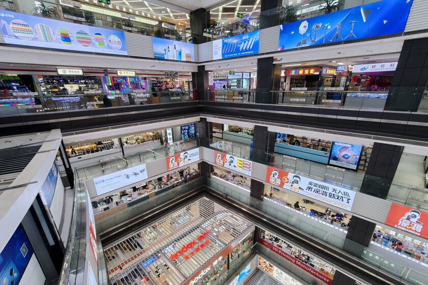 Inside Shenzhen’s Counterfeit Market: China Plays in a Different League When It Comes to Pirating
