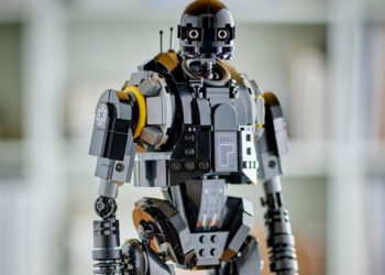 K-2SO Returns to LEGO ‘Star Wars’ and Is Bigger Than Ever