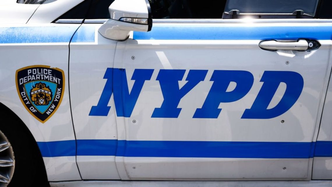NYPD officer sent obscene material to undercover cop posing as 14-year-old girl: DA’s office