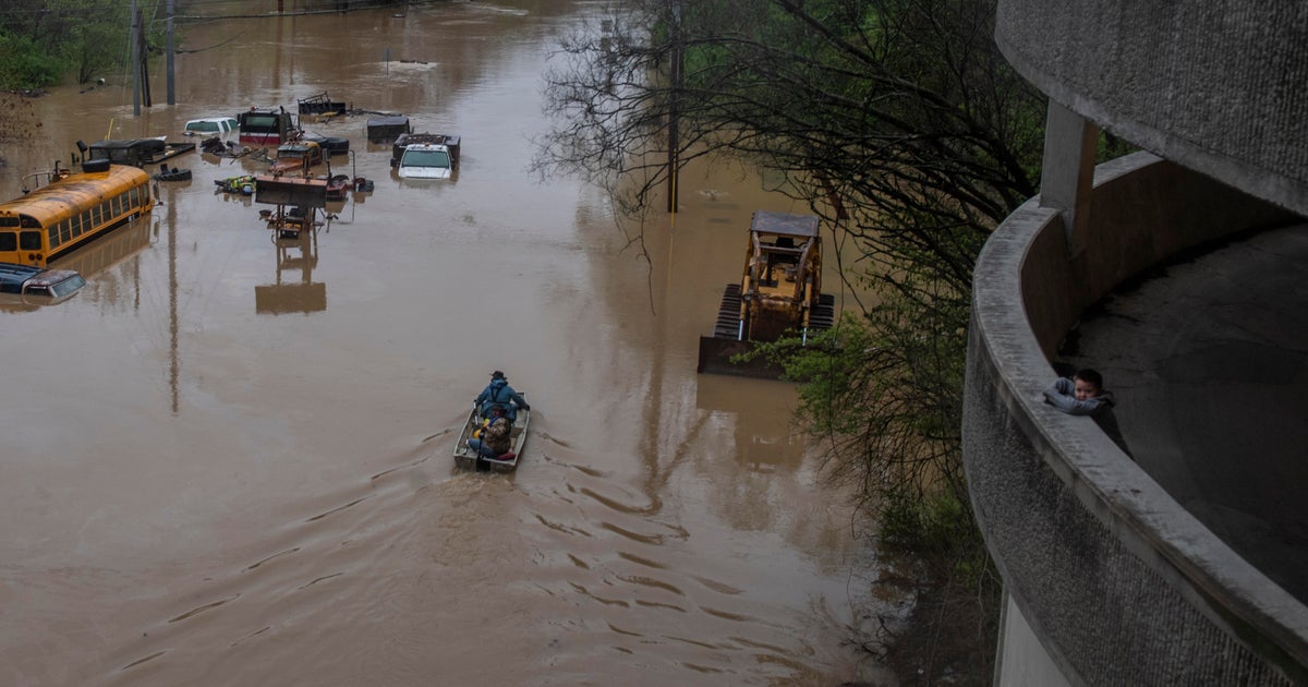 Relentless Rain: It'S Heartbreaking Devastation In Wauwatosa'S Business District - ui4i43x