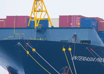 Shipping Nations Agree on World’s First Global Carbon Tax