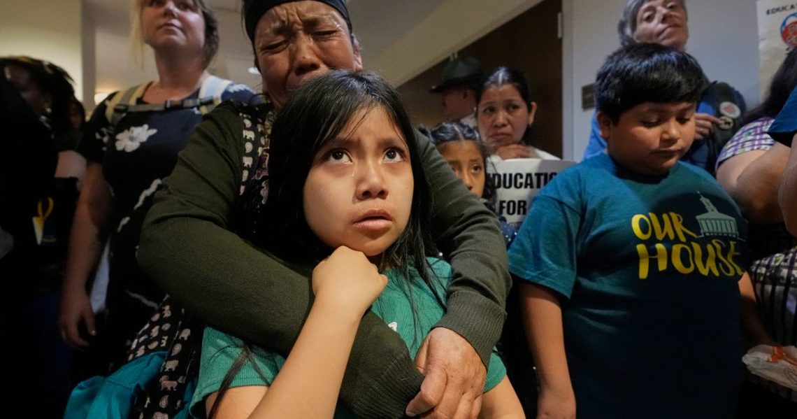 Tennessee pauses bill targeting right to education regardless of immigration status