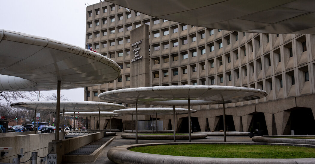 Trump Administration Aims to Sell Housing Department Headquarters