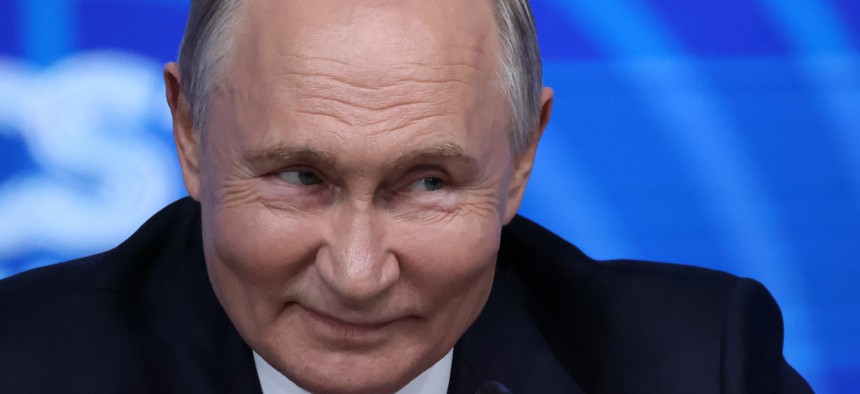 Trump pressures Zelenskyy to accept pro-Russian deal