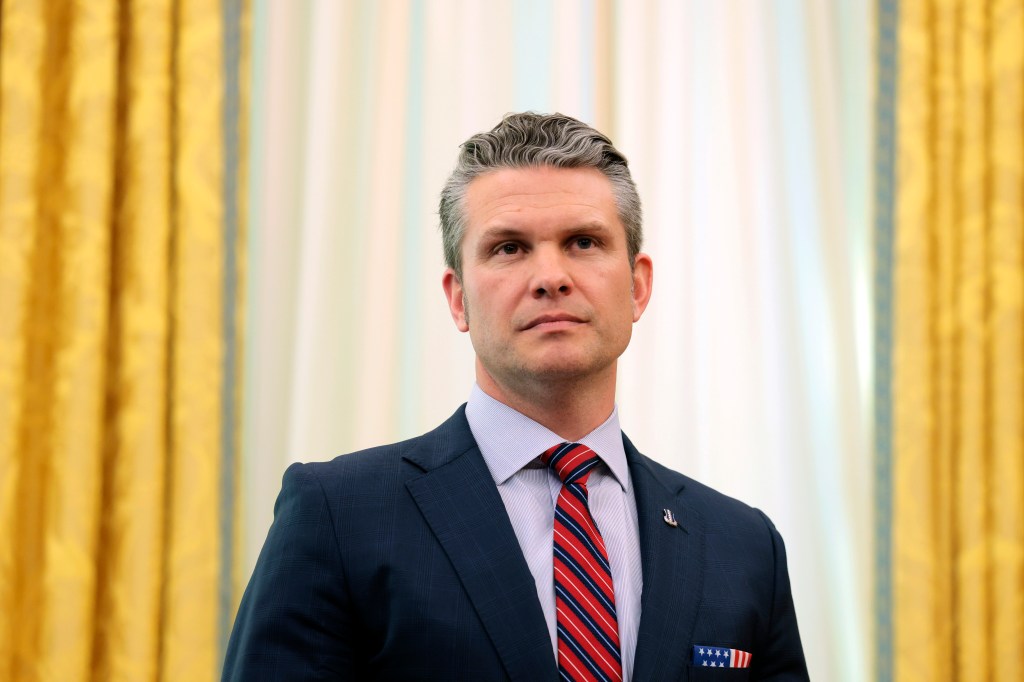 White House Says Donald Trump “Stands Strongly” Behind Pete Hegseth Amid New Signal Chat Report, Pentagon Tumult