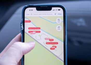 Zillow to ban privately marketed homes, escalating an industry fight over secret listings