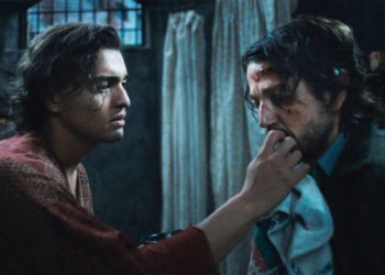 ‘Kiss Of The Spider Woman’ Weaving Fall Awards Corridor Theatrical Release