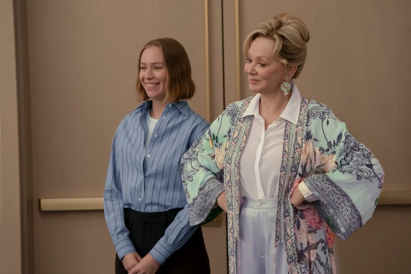 Hannah Einbinder and Jean Smart