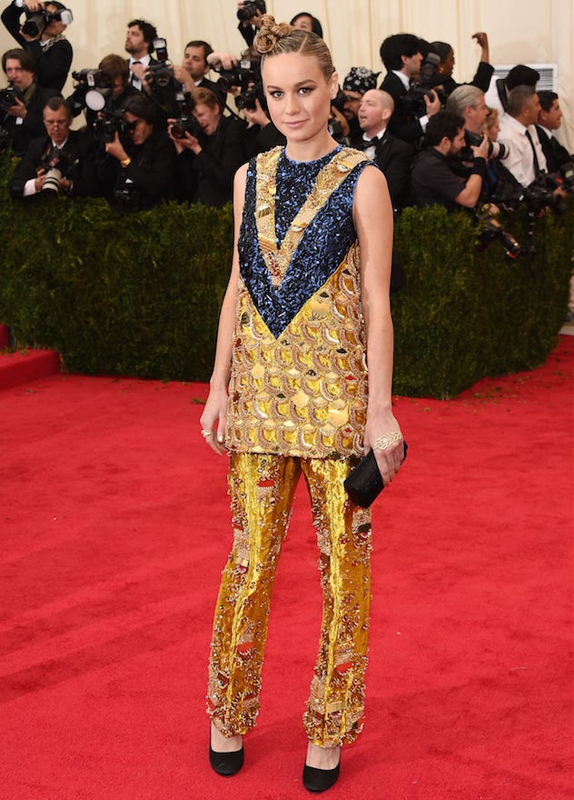 Actress Brie Larson met ball