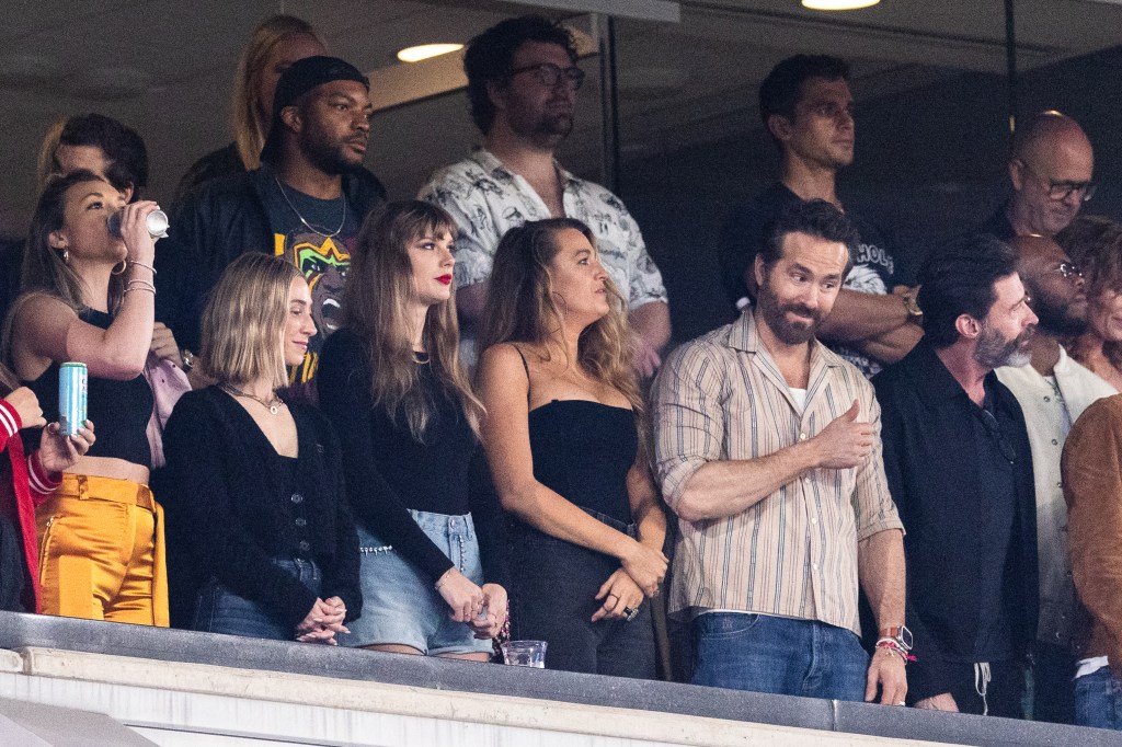 Blake Lively, Taylor Swift and Ryan Reynolds.