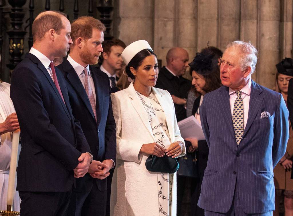  Meghan, Duchess of Sussex (2R) talks with Britain's Prince Charles, Prince of Wales (R) as Britain's Prince William, Duke of Cambridge, (L) talks with Britain's Prince Harry, Duke of Sussex,