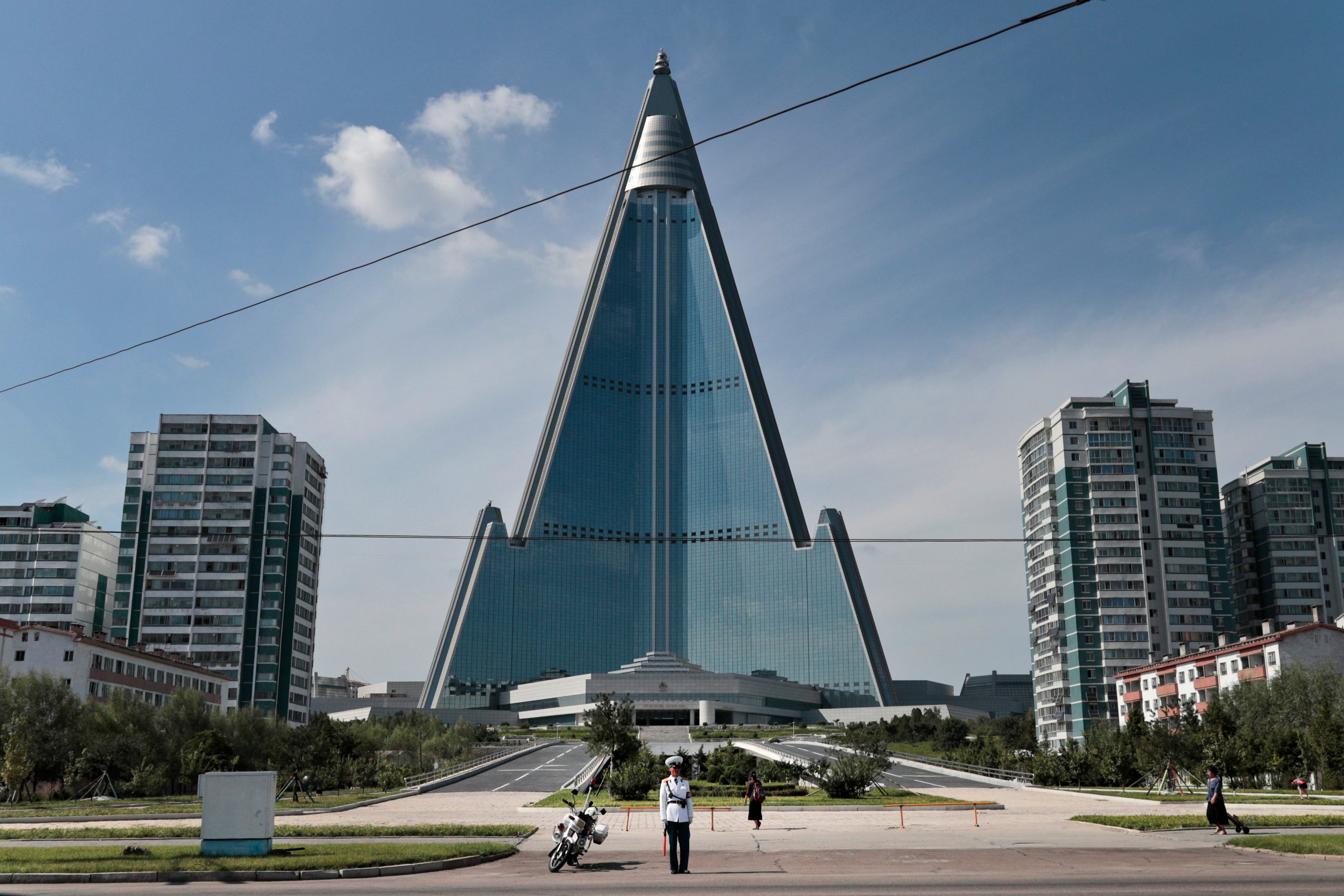 ryugyong hotel