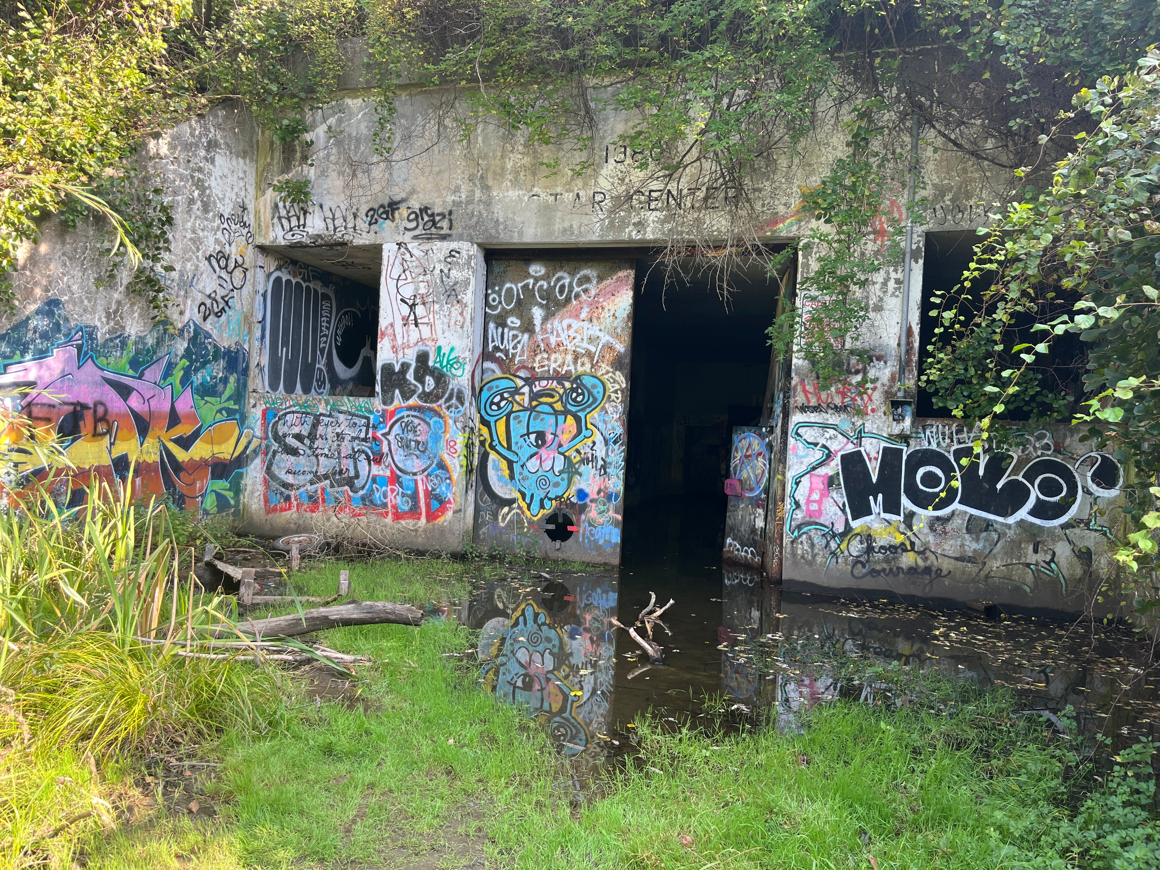 graffiti in battery steele on peaks island
