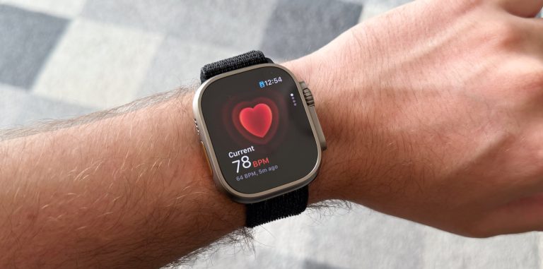 on-device Siri request on Apple Watch Ultra 2