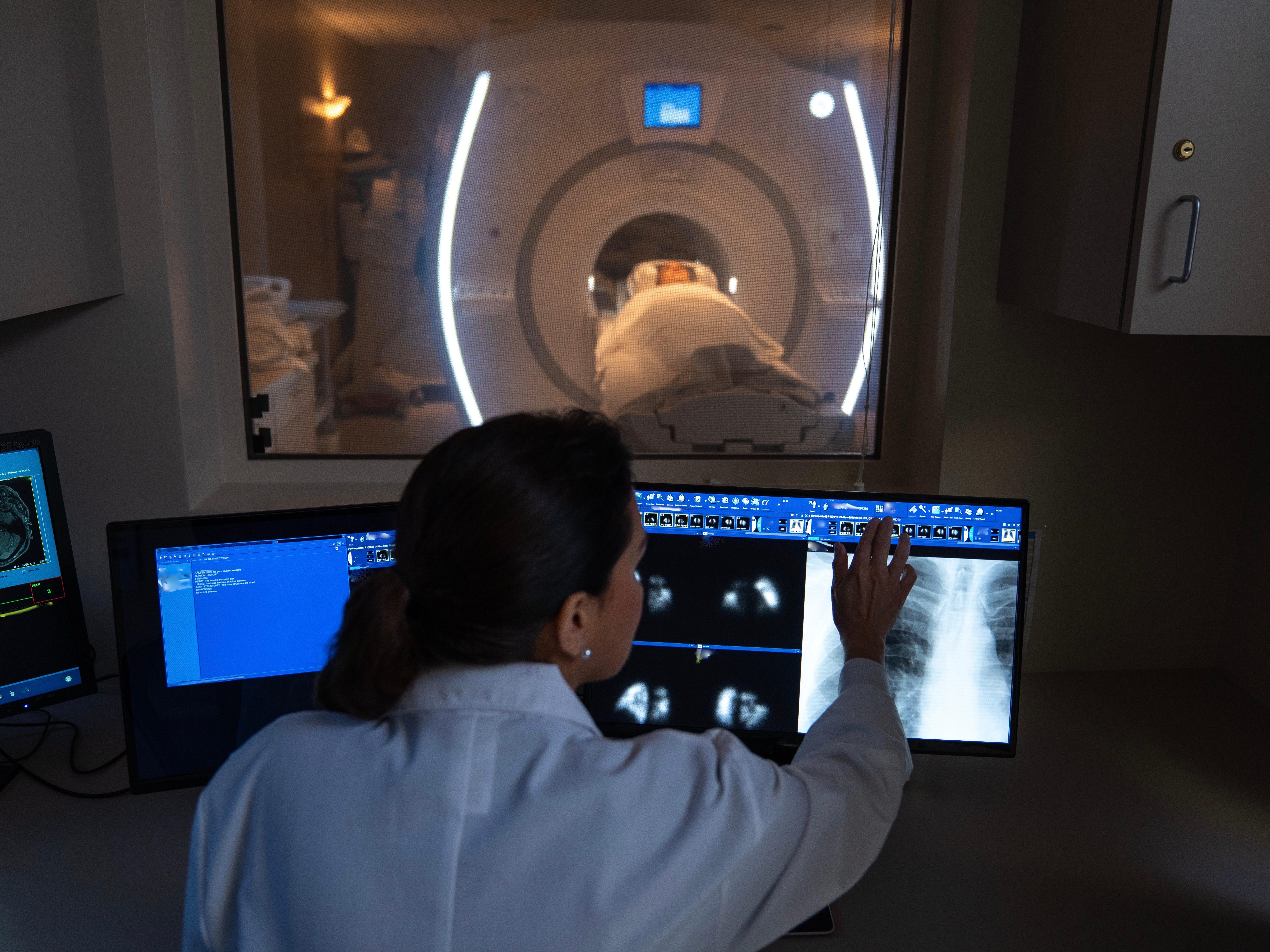 MRI