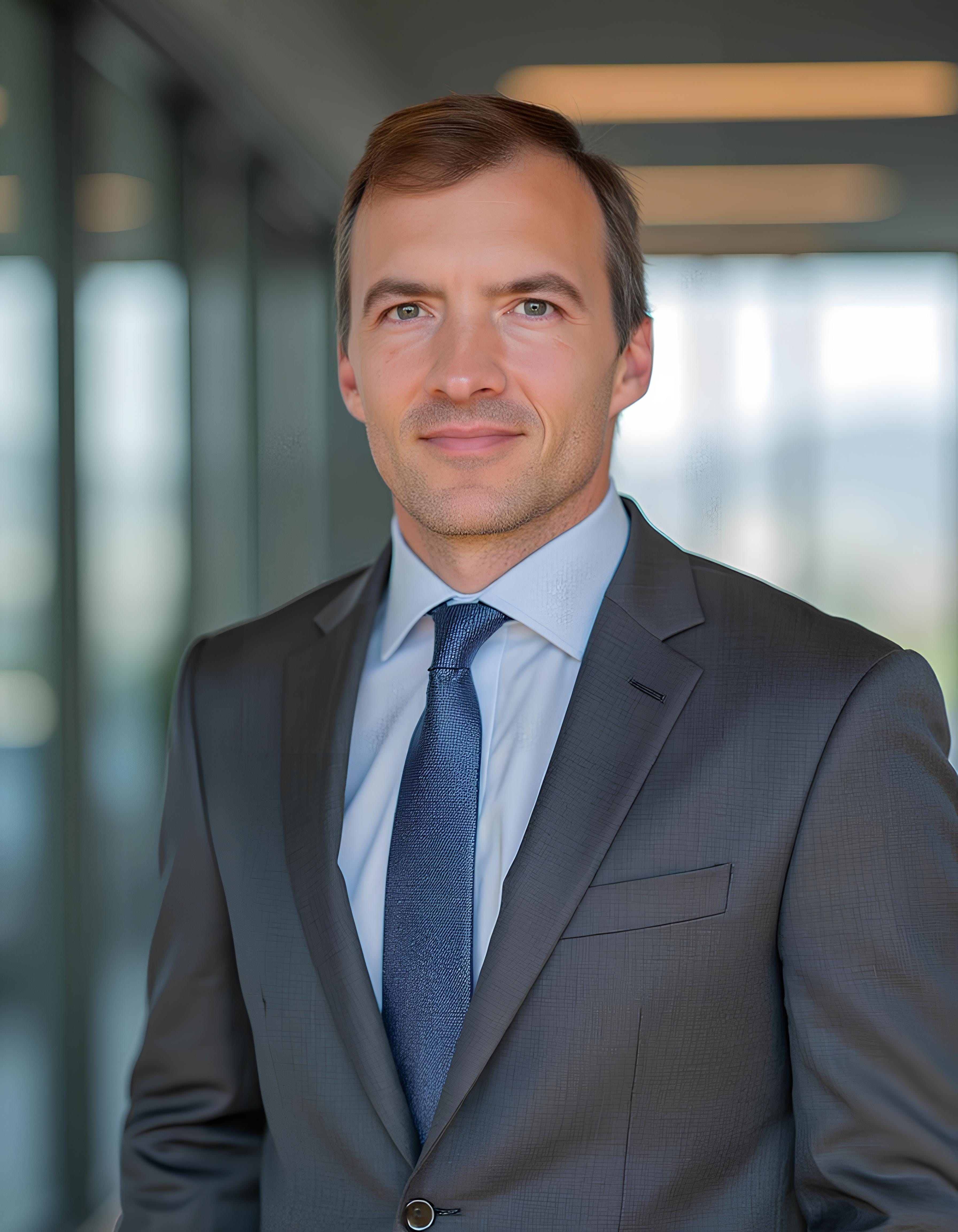 A headshot of Nic Johnson, founder of ListWise.
