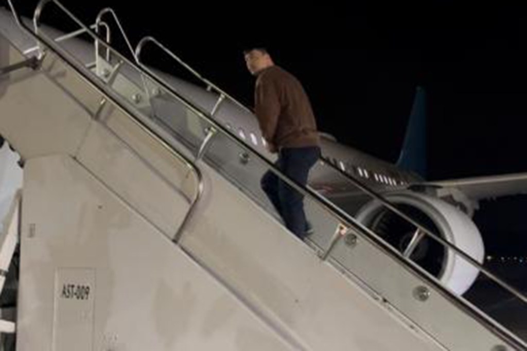 ICE removal flight to Uzbekistan