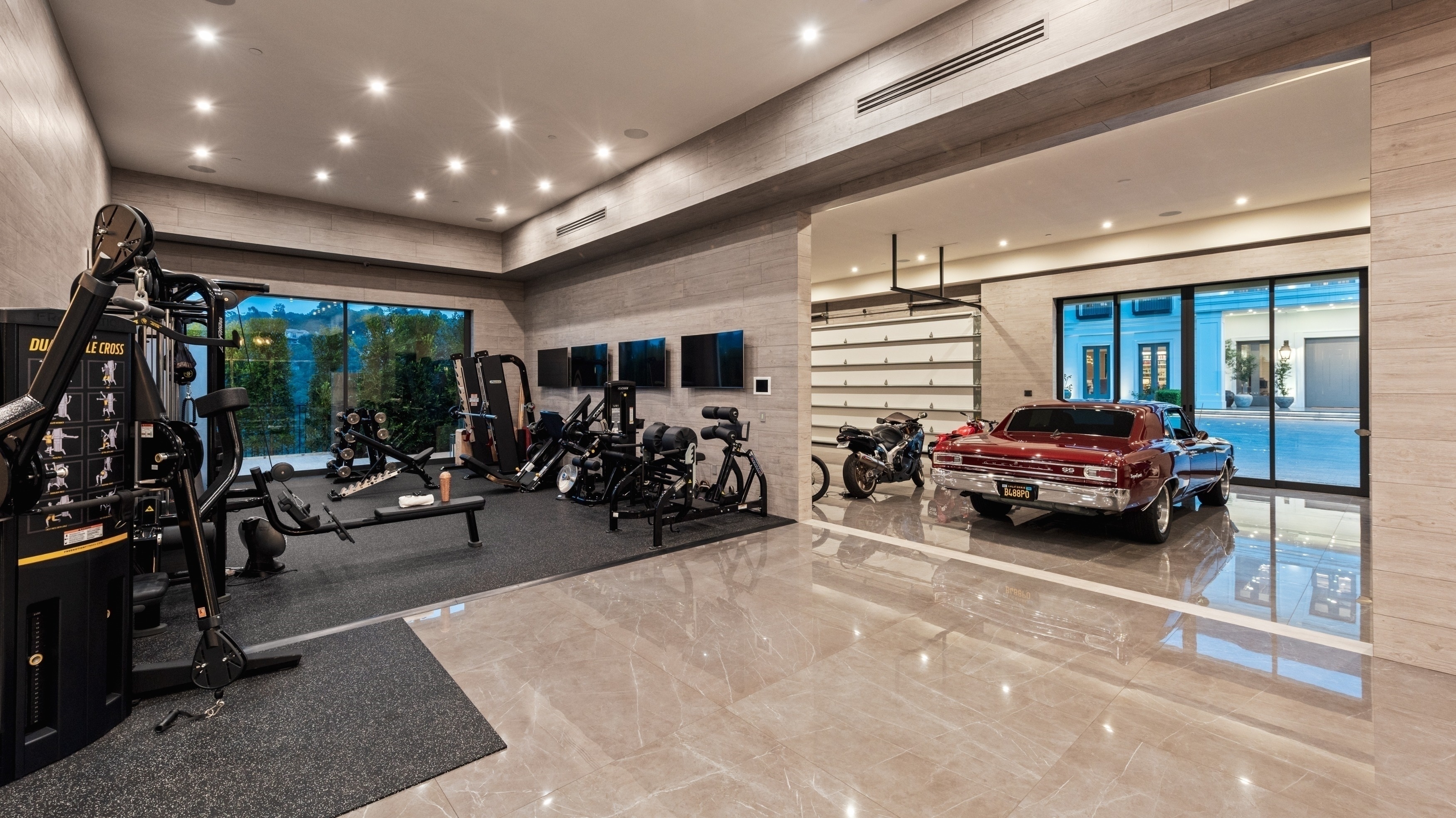 Jennifer Lopez and Ben Affleck's marital home in Beverly Hills