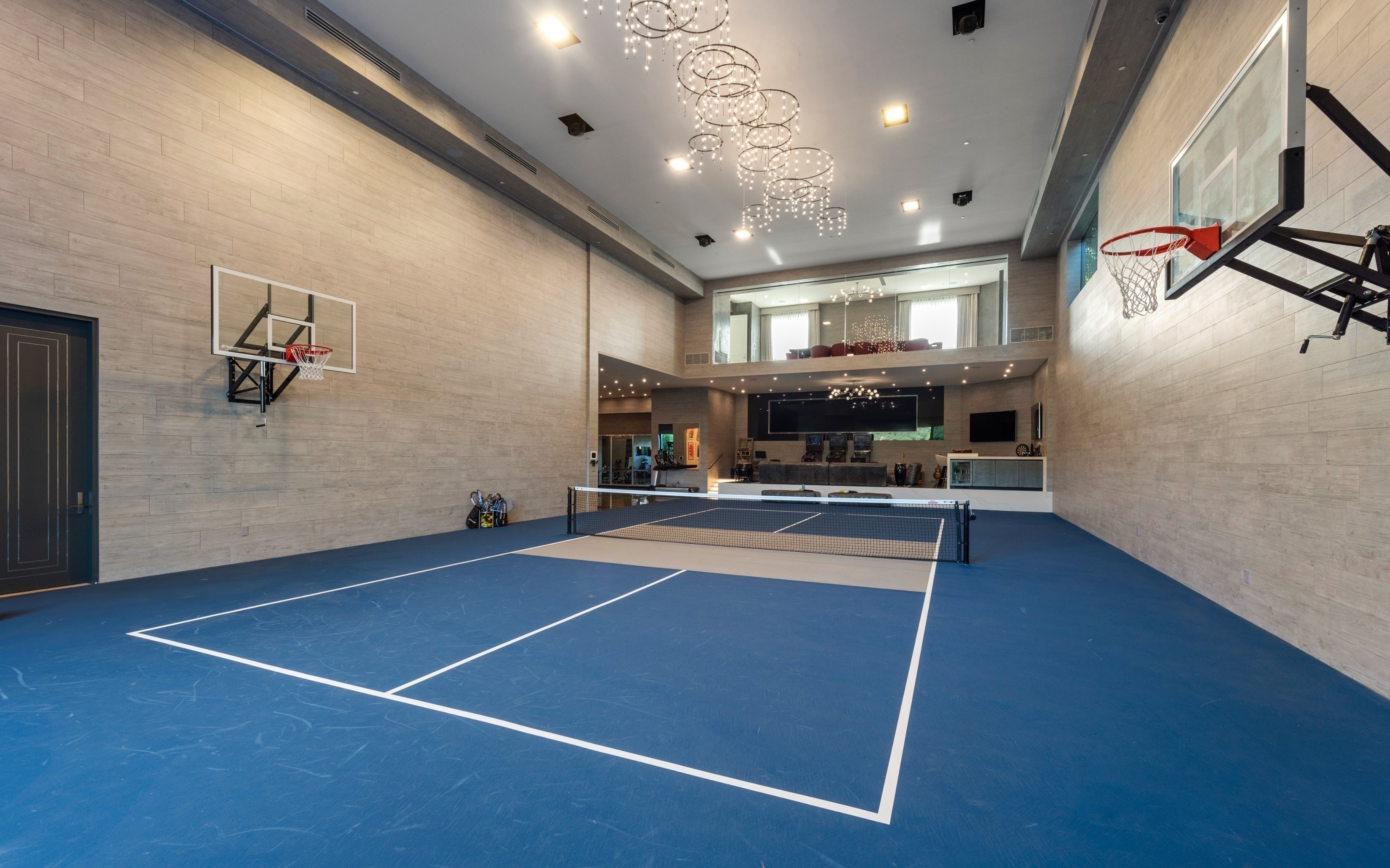 Jennifer Lopez and Ben Affleck's marital home in Beverly Hills