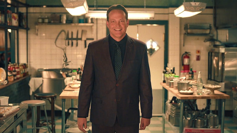 Vince Vaughn as Joe Scaravella.