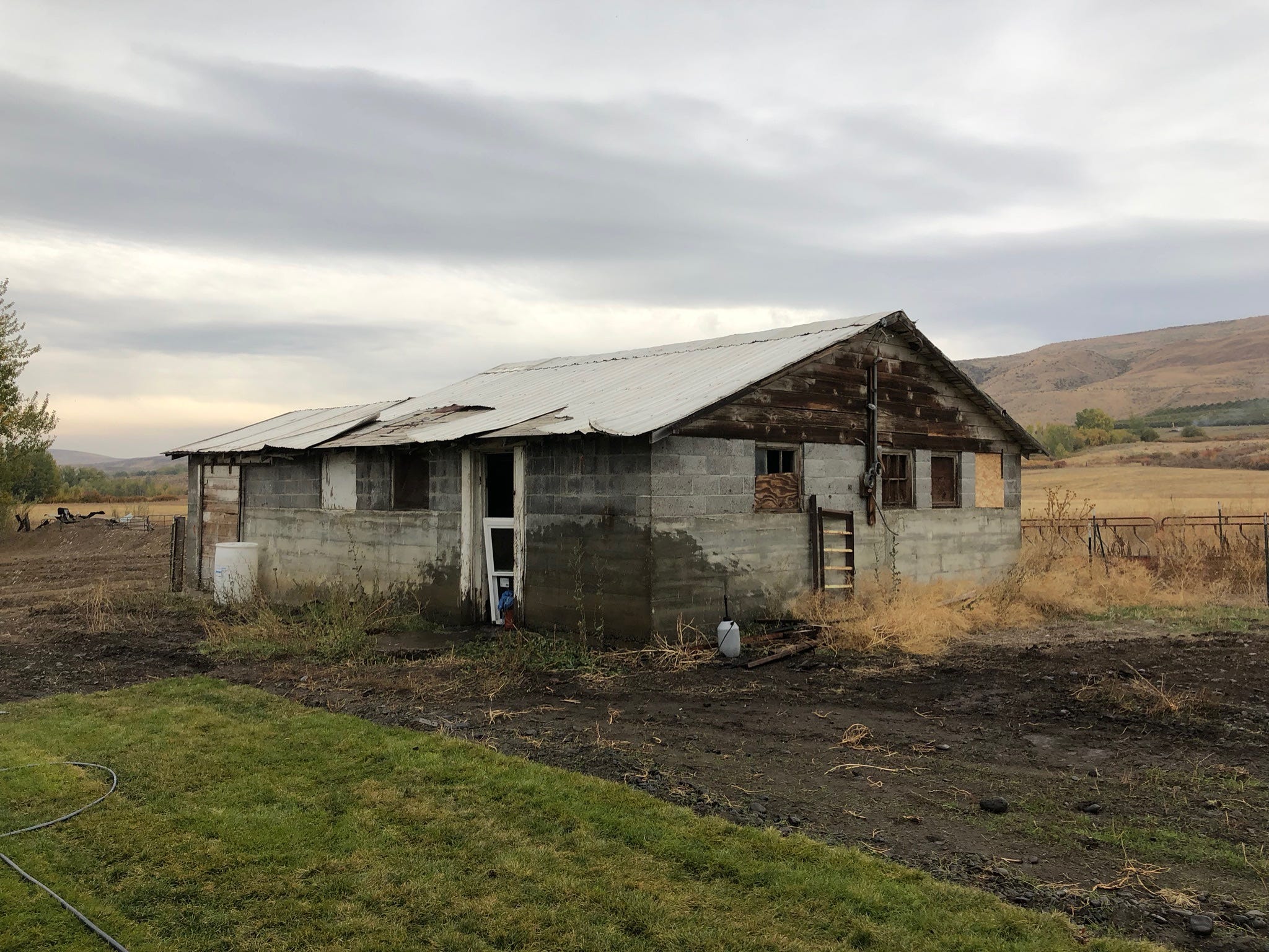 An old barn.